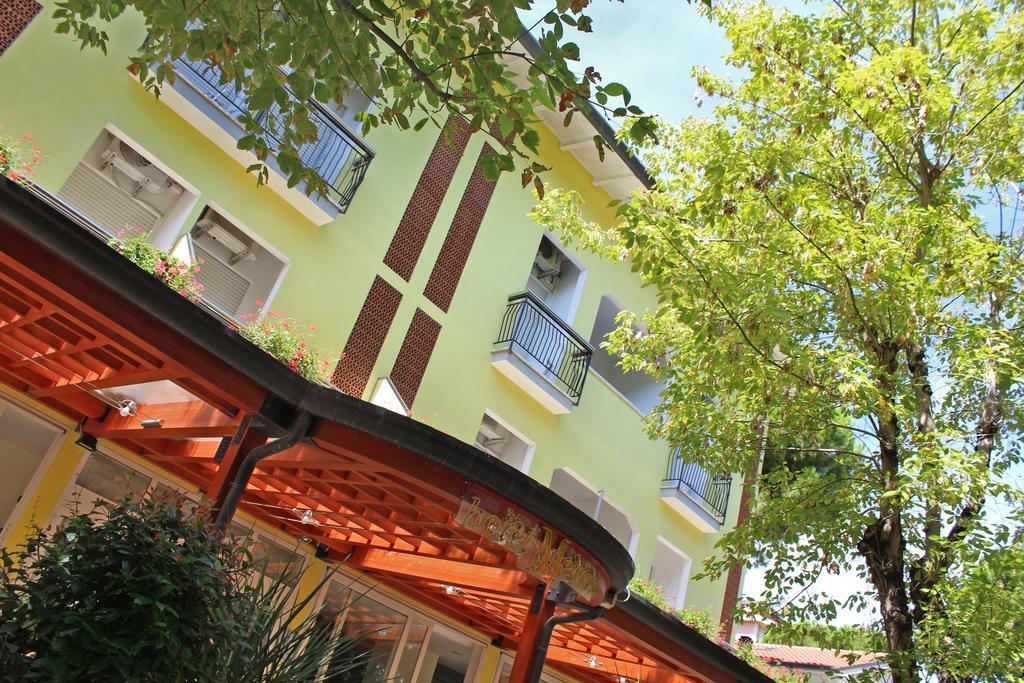Hotel Metron Cesenatico Esterno foto